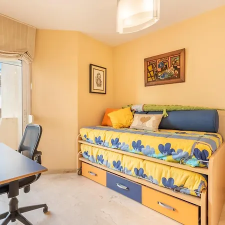 El Arenal Townhouse By The Beach With Swimming Pool Ii - Eaw Homes בית נופש מארבלה